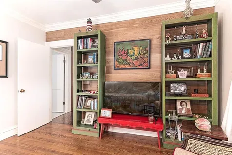 12 Coldbrook Court Cranston RI 02920