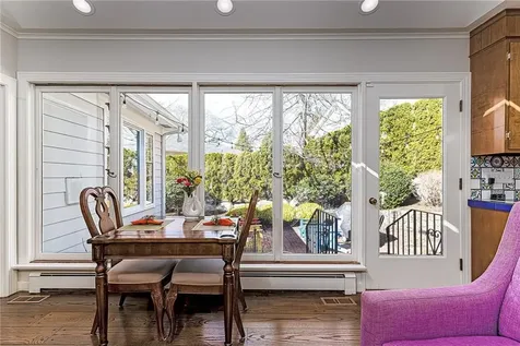 12 Coldbrook Court Cranston RI 02920