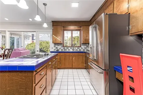 12 Coldbrook Court Cranston RI 02920