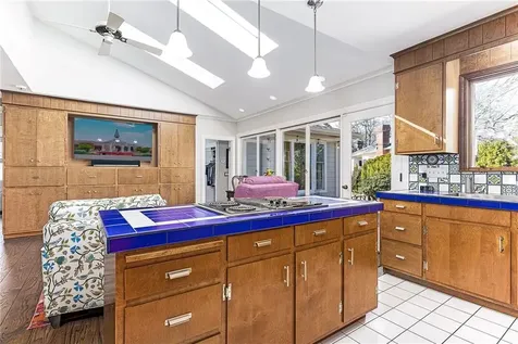 12 Coldbrook Court Cranston RI 02920