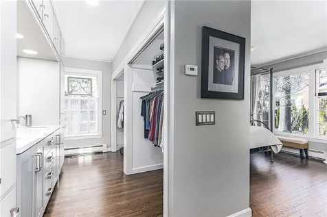 12 Coldbrook Court Cranston RI 02920