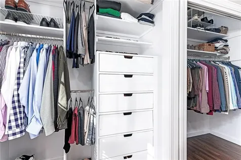 12 Coldbrook Court Cranston RI 02920