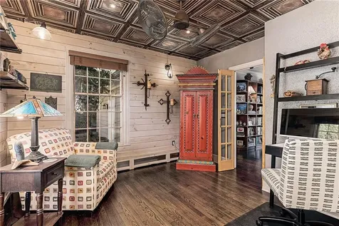 12 Coldbrook Court Cranston RI 02920