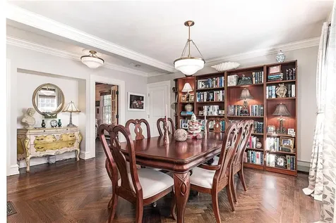 12 Coldbrook Court Cranston RI 02920