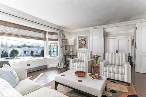 12 Coldbrook Court Cranston RI 02920