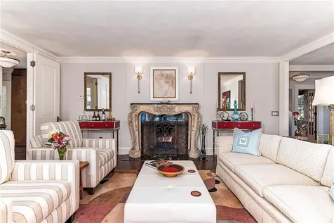 12 Coldbrook Court Cranston RI 02920