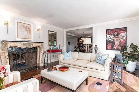 12 Coldbrook Court Cranston RI 02920