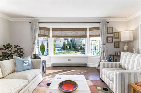 12 Coldbrook Court Cranston RI 02920