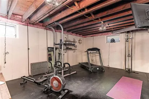 12 Coldbrook Court Cranston RI 02920