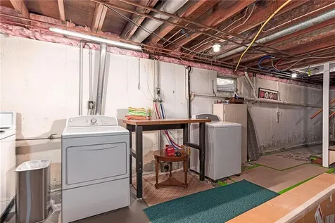 12 Coldbrook Court Cranston RI 02920