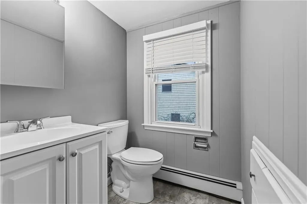2 Whitman Street Smithfield RI 02917