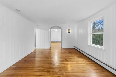 2 Whitman Street Smithfield RI 02917