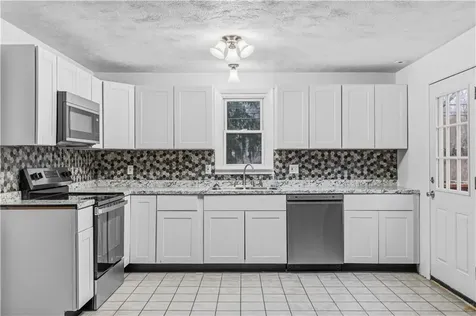 2 Whitman Street Smithfield RI 02917