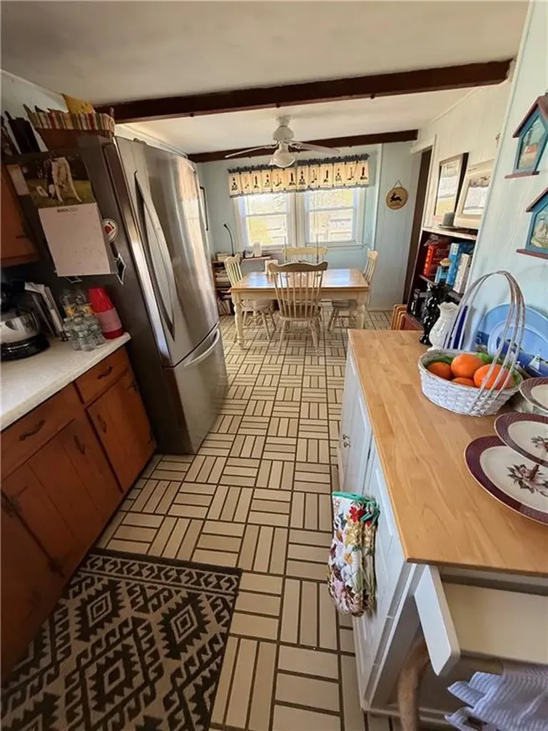 12 Allens Cove Road Charlestown RI 02813