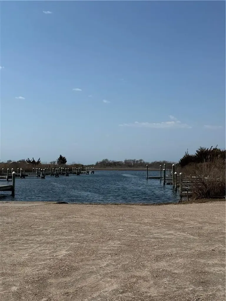 12 Allens Cove Road Charlestown RI 02813