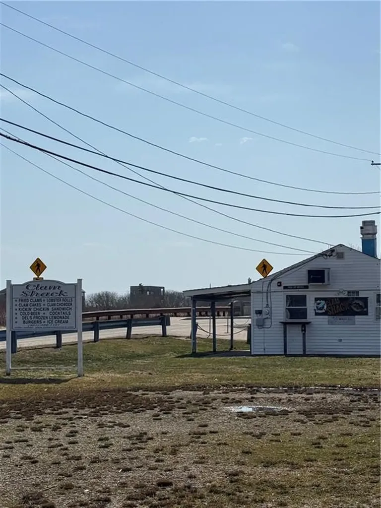 12 Allens Cove Road Charlestown RI 02813