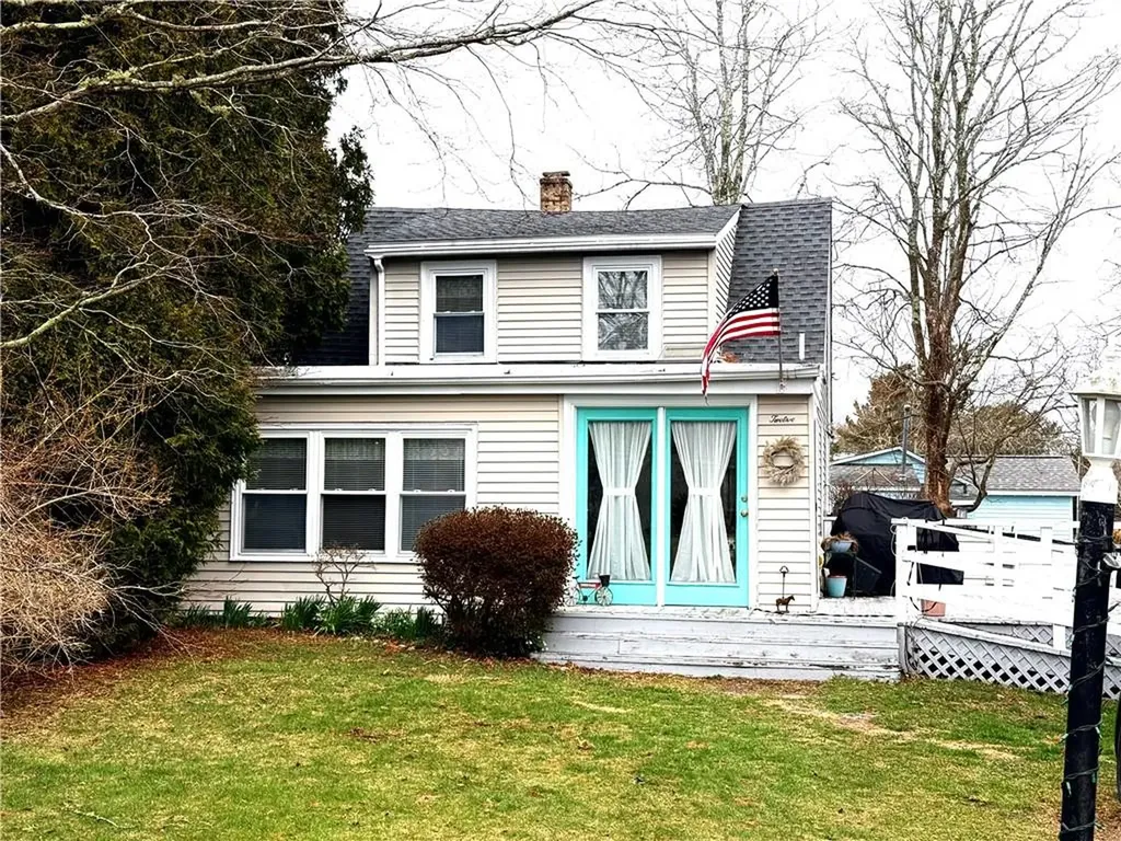 12 Allens Cove Road Charlestown RI 02813