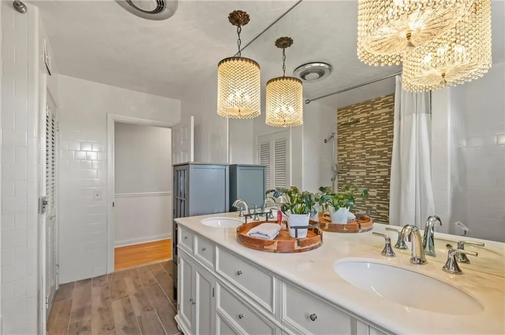 135 Meshanticut Valley Parkway Cranston RI 02920