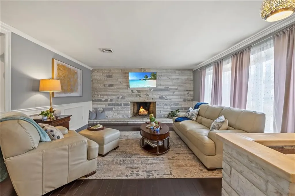 135 Meshanticut Valley Parkway Cranston RI 02920