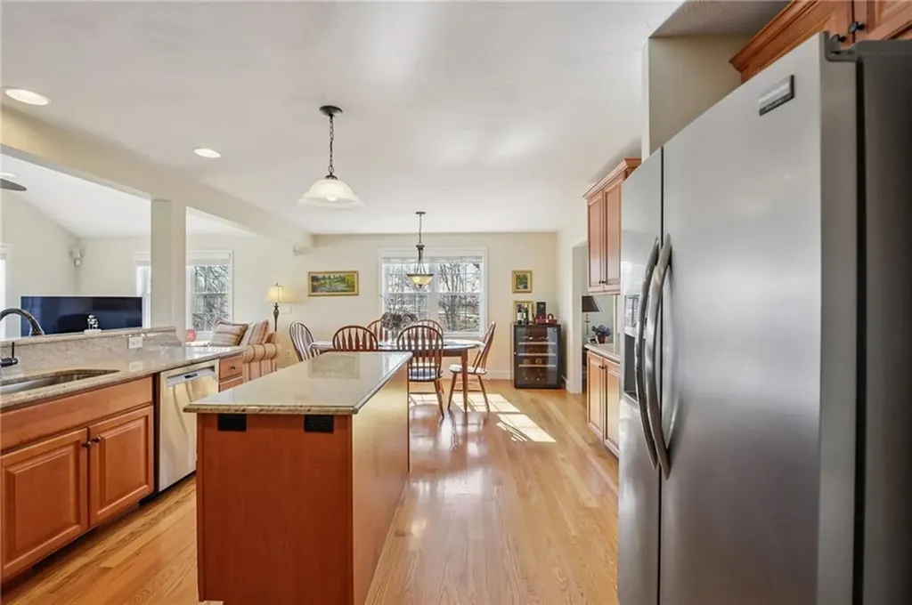 302 Pond Street South Kingstown RI 02879
