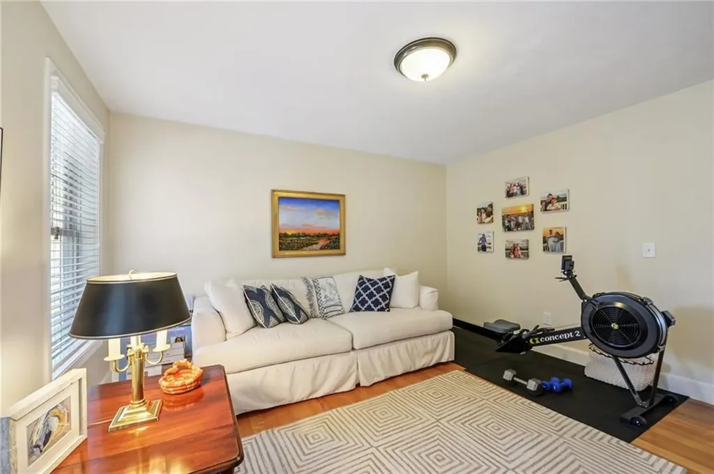 302 Pond Street South Kingstown RI 02879