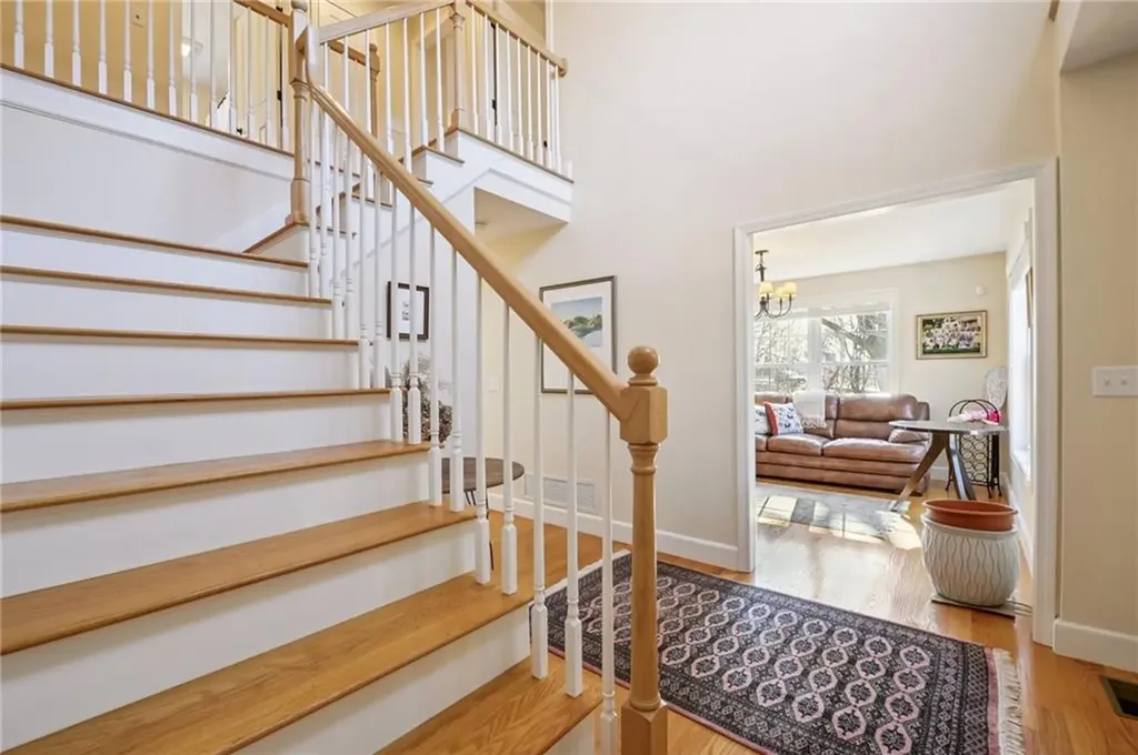 302 Pond Street South Kingstown RI 02879