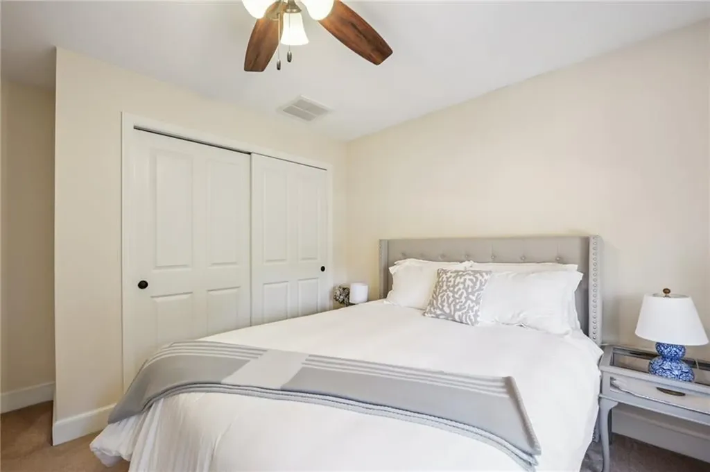 302 Pond Street South Kingstown RI 02879