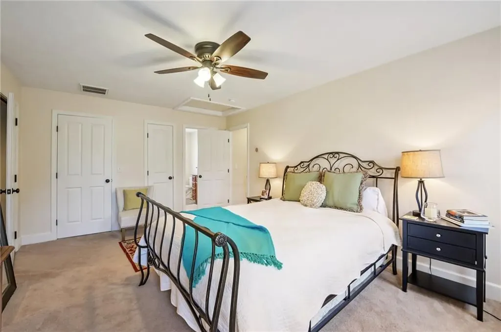 302 Pond Street South Kingstown RI 02879
