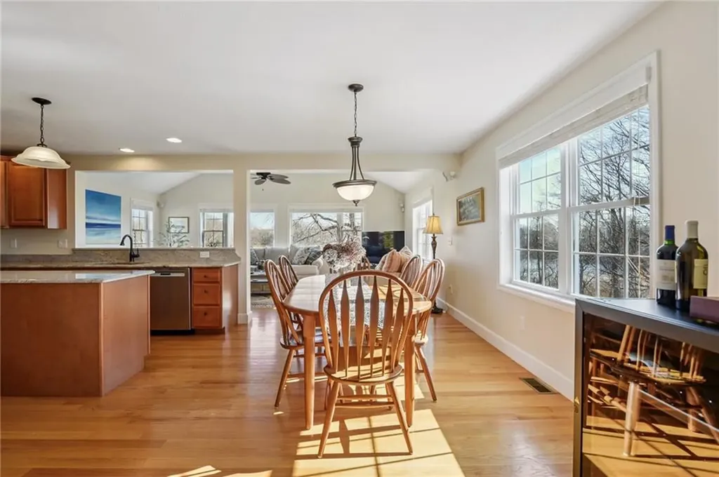 302 Pond Street South Kingstown RI 02879