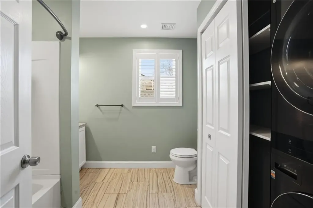 77 Walnut Street Portsmouth RI 02871