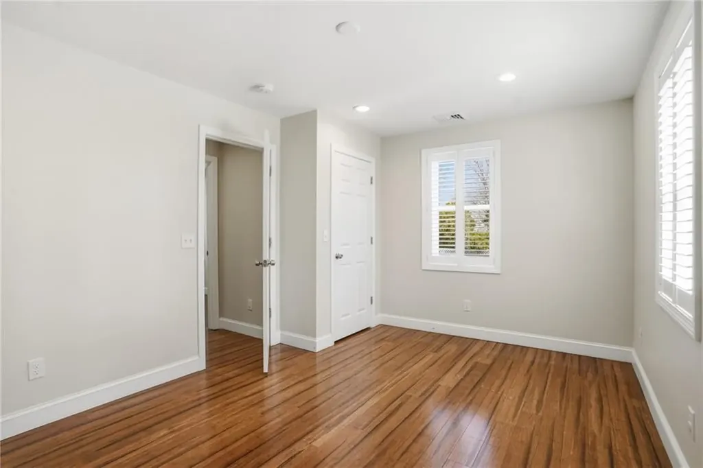 77 Walnut Street Portsmouth RI 02871