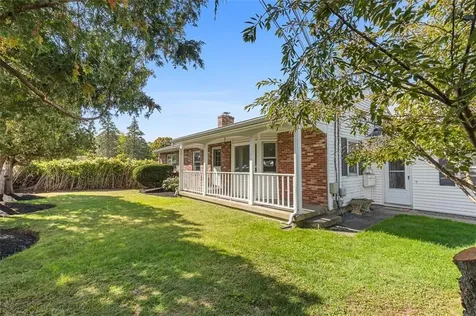 3421 Pawtucket Avenue East Providence RI 02915
