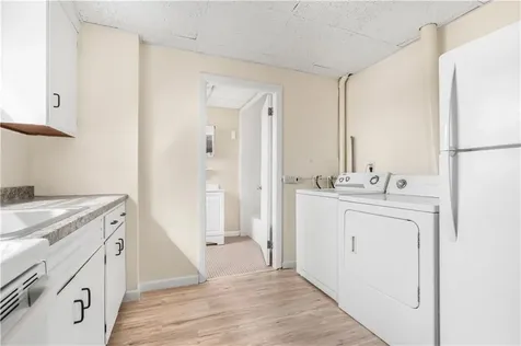 3421 Pawtucket Avenue East Providence RI 02915
