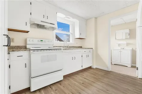 3421 Pawtucket Avenue East Providence RI 02915