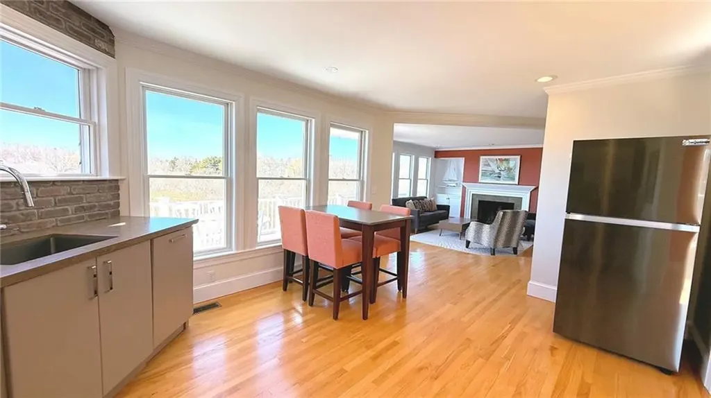 2 Overlook Drive Bristol RI 02809