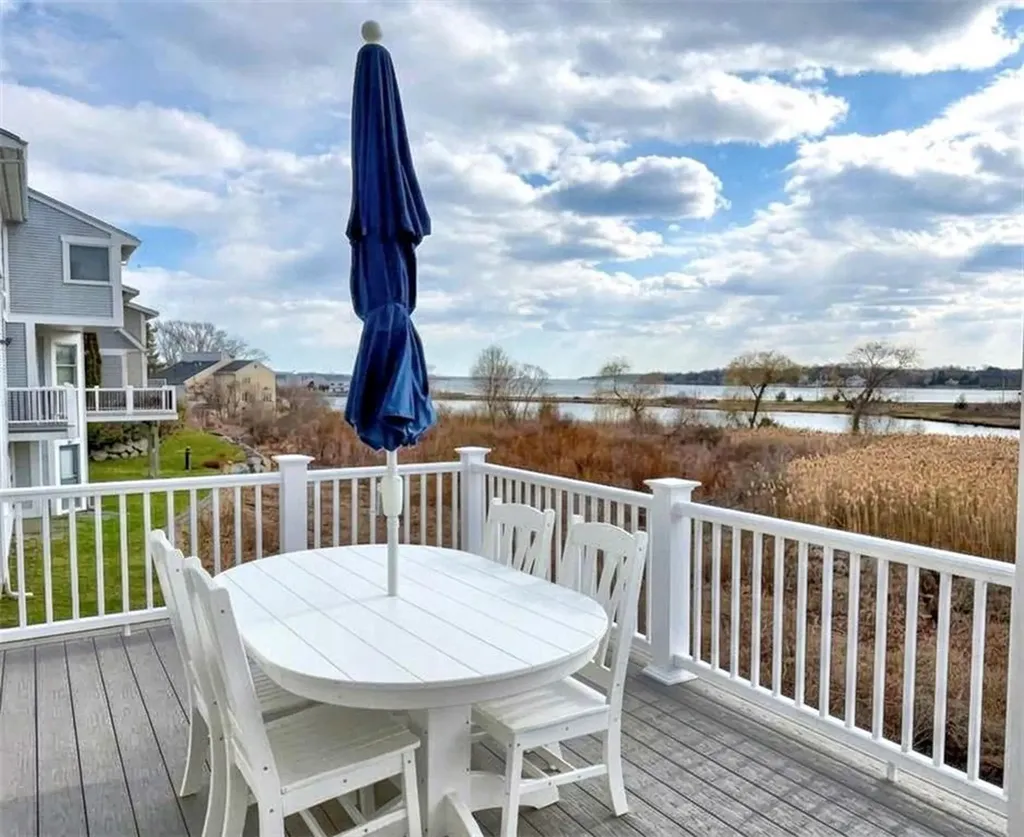 2 Overlook Drive Bristol RI 02809