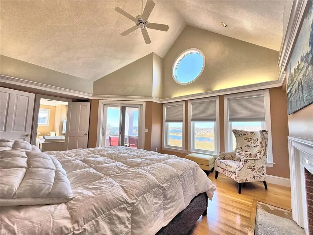 2 Overlook Drive Bristol RI 02809