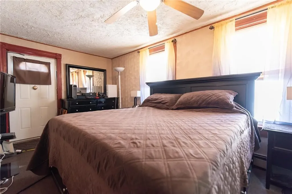 217 4th Avenue Woonsocket RI 02895