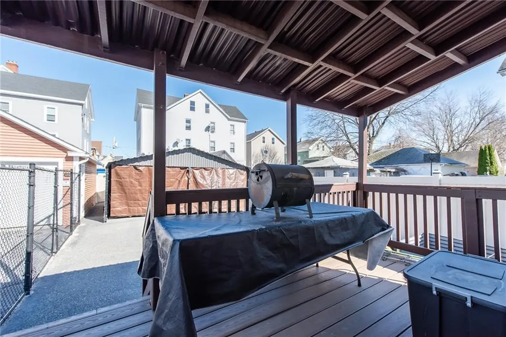 217 4th Avenue Woonsocket RI 02895
