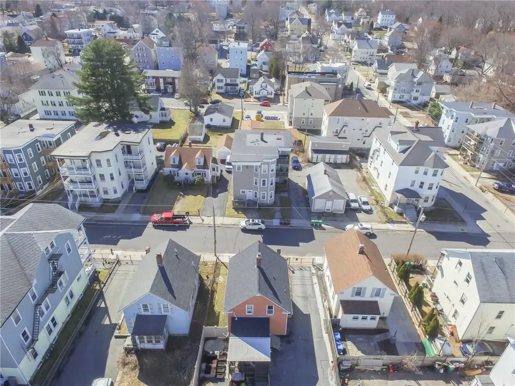 217 4th Avenue Woonsocket RI 02895