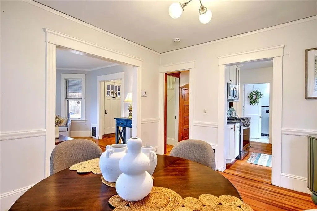 15 Firglade Avenue Providence RI 02906