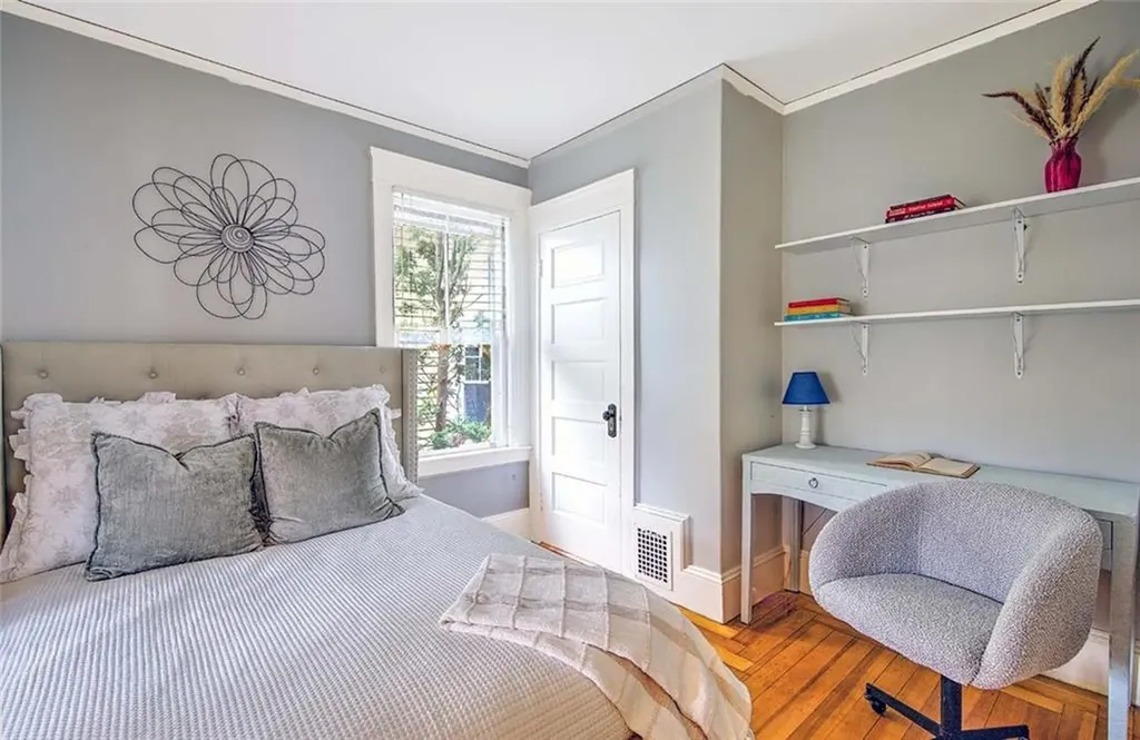 15 Firglade Avenue Providence RI 02906