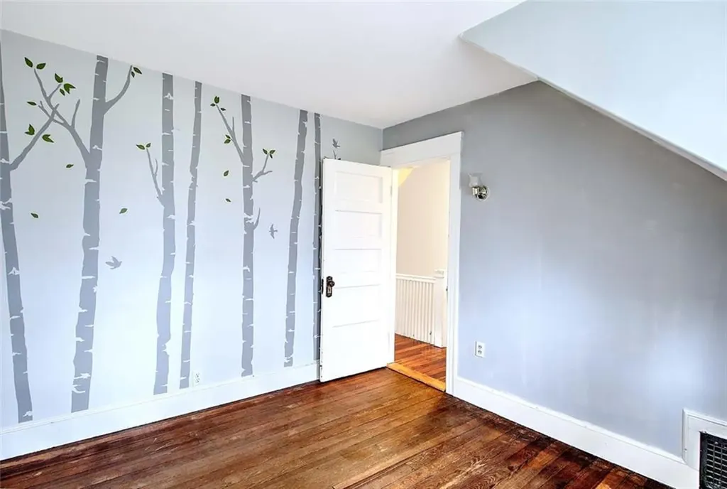 15 Firglade Avenue Providence RI 02906