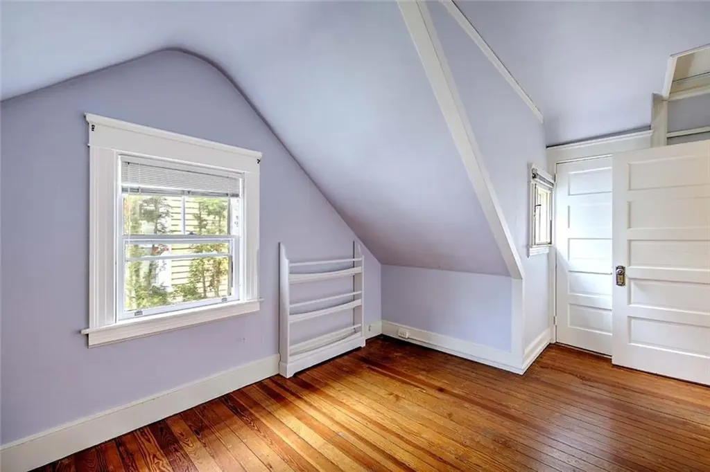 15 Firglade Avenue Providence RI 02906