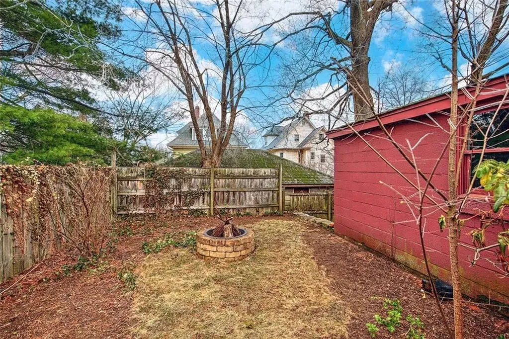 15 Firglade Avenue Providence RI 02906