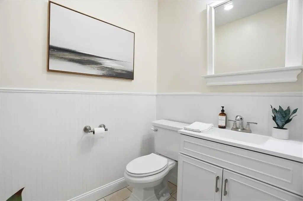 32 Mount Avenue Providence RI 02906