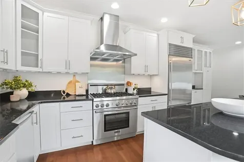 32 Mount Avenue Providence RI 02906