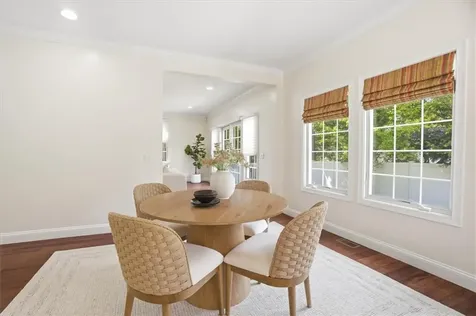 32 Mount Avenue Providence RI 02906