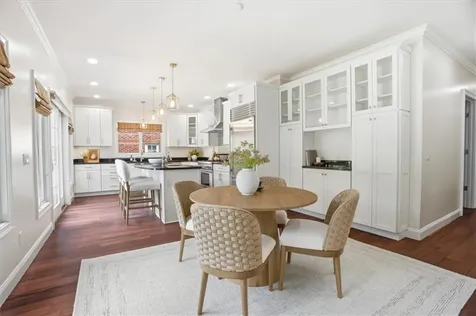 32 Mount Avenue Providence RI 02906