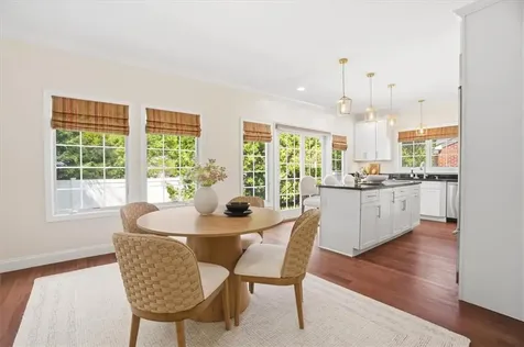 32 Mount Avenue Providence RI 02906